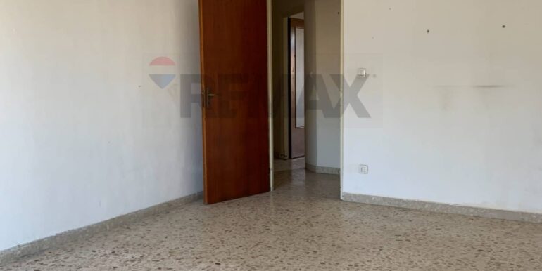 20251204171704-1006436-9