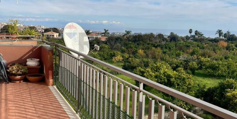 20251204174222-1006270-30