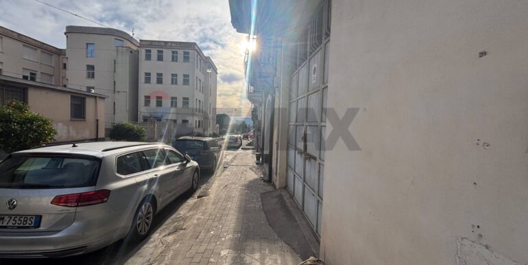 20251204175219-1006399-5