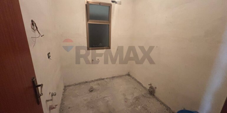 20251204175555-1006399-15