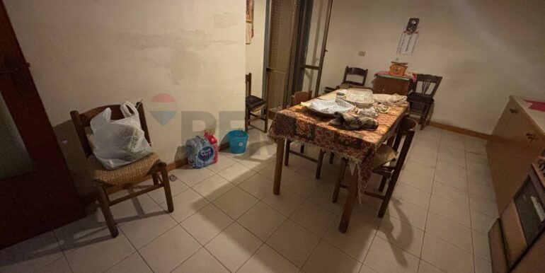 20251204175619-1006399-17