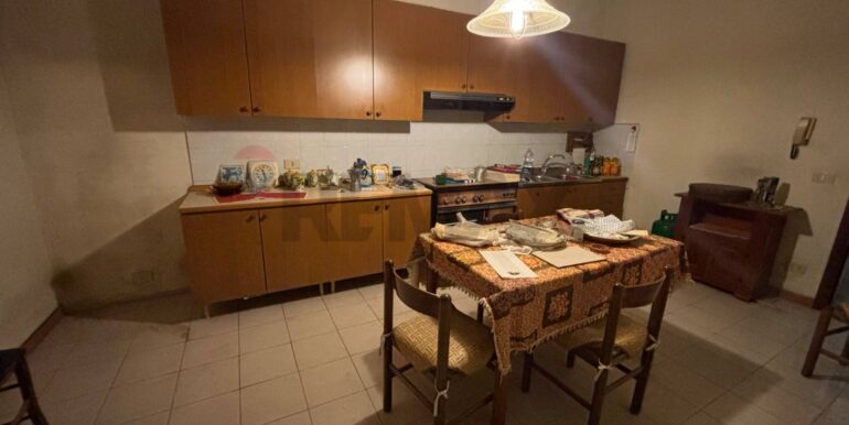 20251204175631-1006399-18