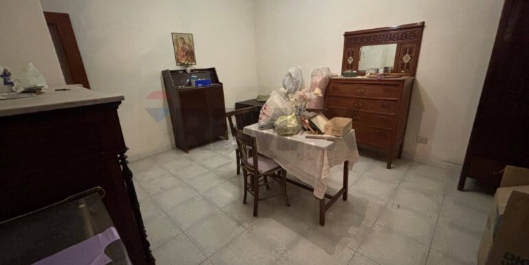 20251204175719-1006399-22