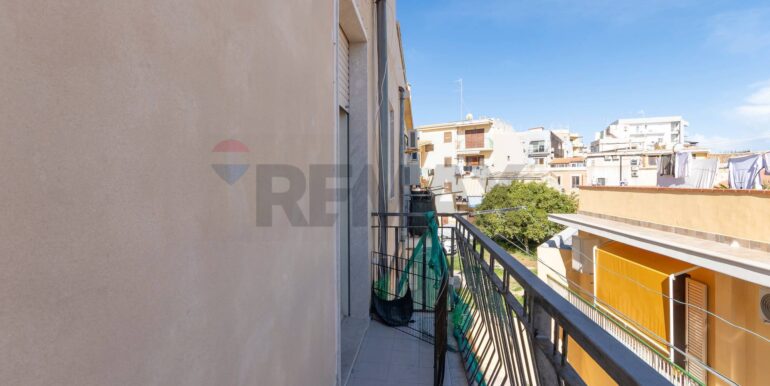 2025120483849-1004287-8