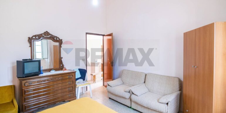 2025120483920-1000693-23