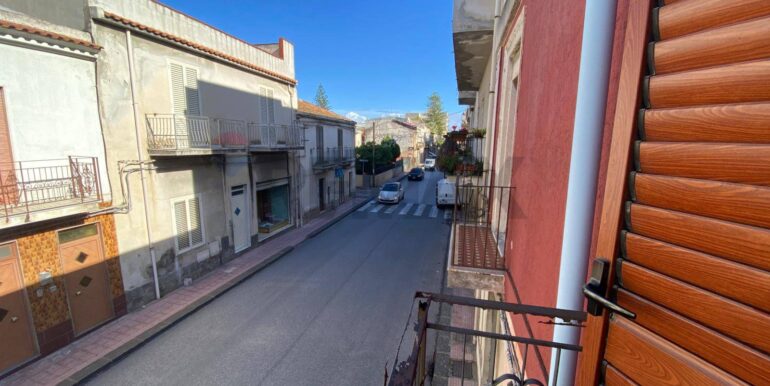 20251205142033-1006599-10