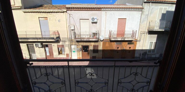 20251205142043-1006599-15