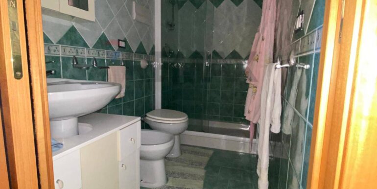 20251205142728-1006601-6