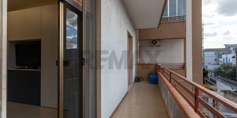 20251205164524-1006380-1