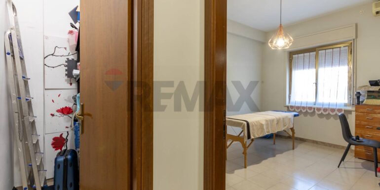 20251205164544-1006380-8