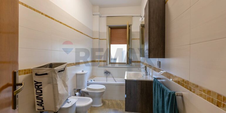 20251205164553-1006380-11