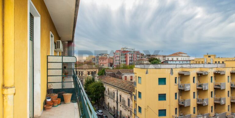 20251205182319-1007668-18