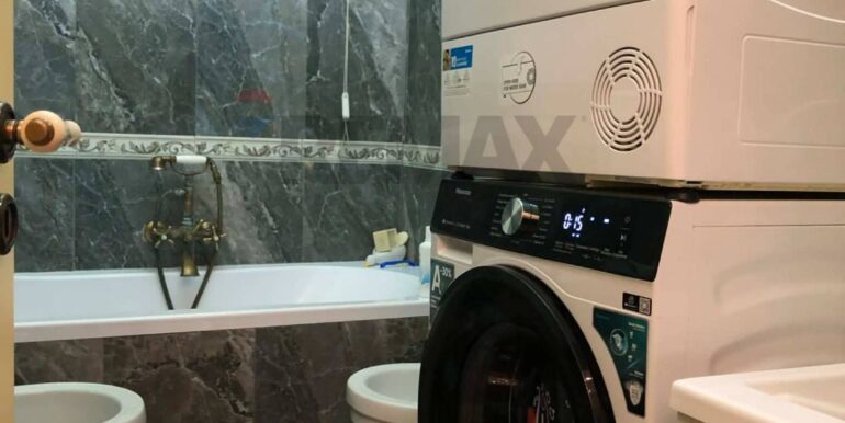 20251206120249-1007889-13