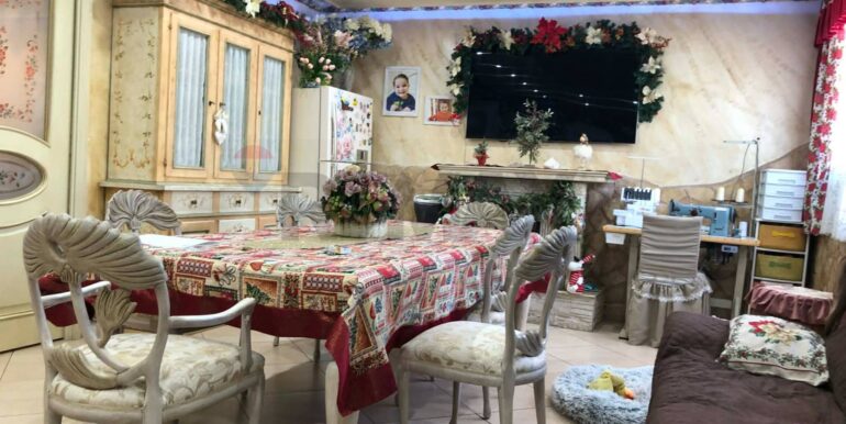 20251206120320-1007889-24