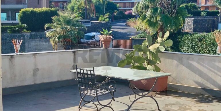 20251206200613-1007919-4