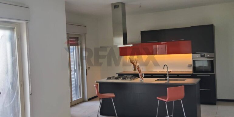 20251206200657-1007919-18