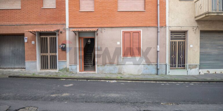 20251208181947-1002714-2