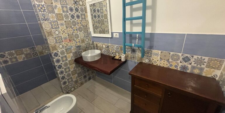 20251208211106-1007955-4