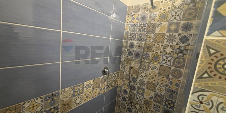 20251208211111-1007955-5