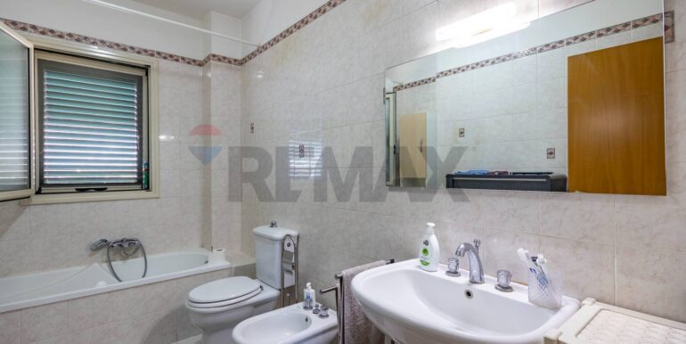 20251209102405-1006472-6