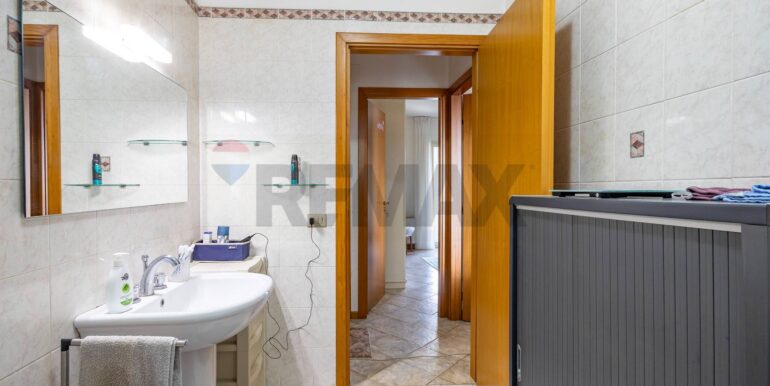 20251209102408-1006472-7