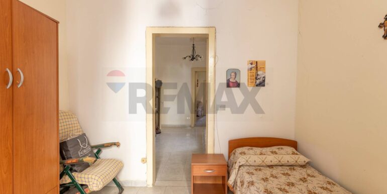 20251209163233-1002140-23