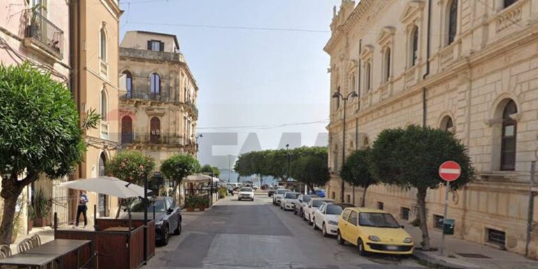 20251209180316-1008514-5