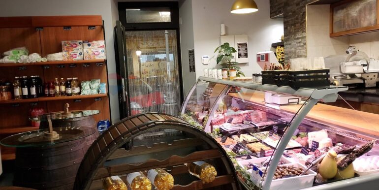 20251209190455-1008524-3