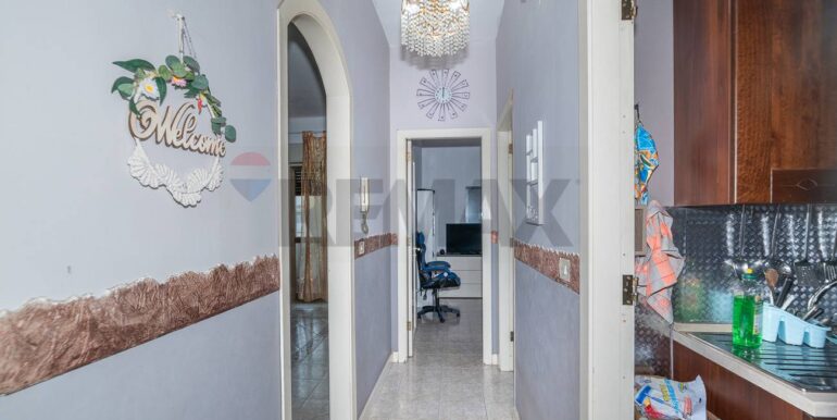 20251209195015-1008550-4