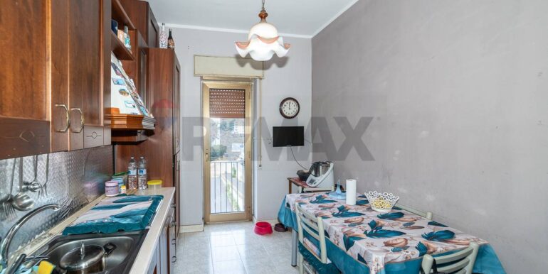 20251209195021-1008550-6