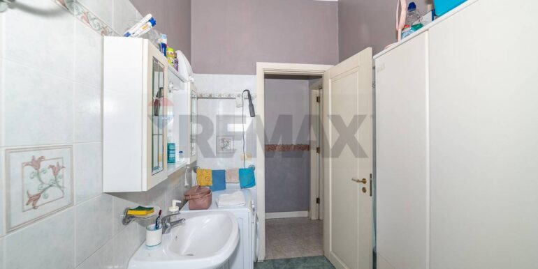 20251209195036-1008550-11