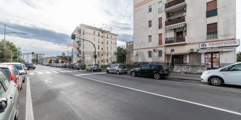 20251209195130-1008550-28