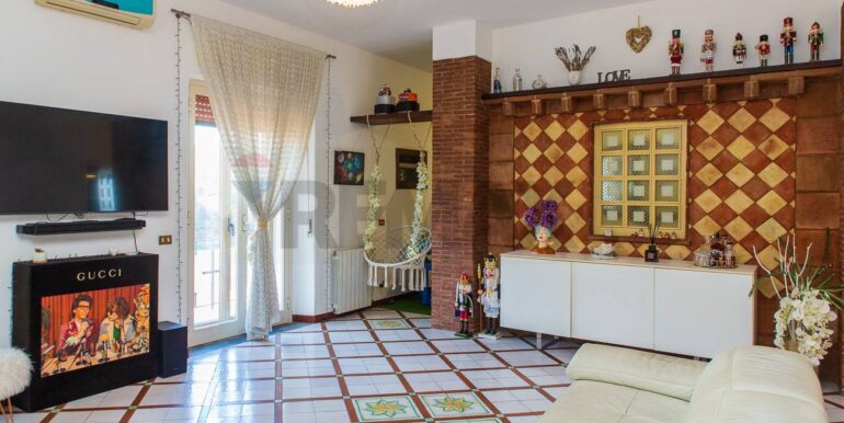 2025120994948-1006243-8