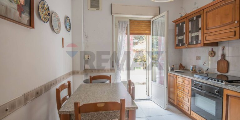 20251210104549-1002233-16