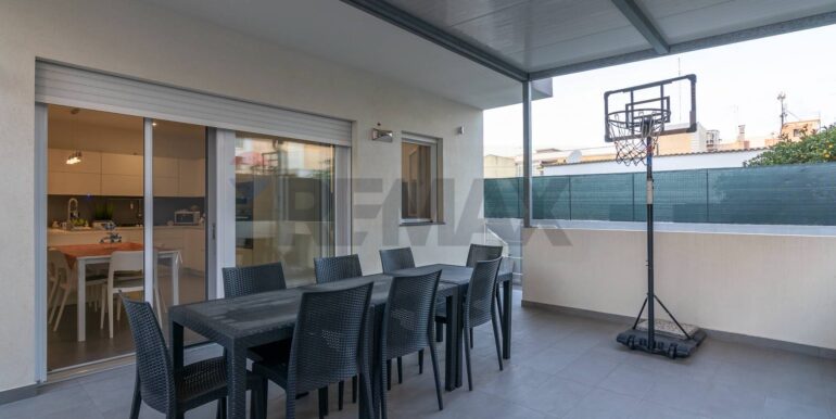 20251210112029-1003351-14