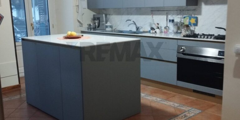 20251210112209-1008614-1