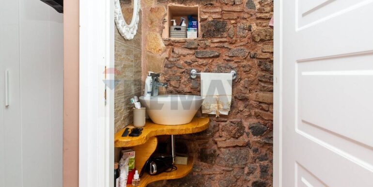 20251210115145-986689-25