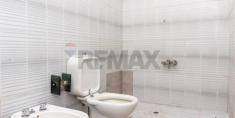 20251210120721-1004192-8