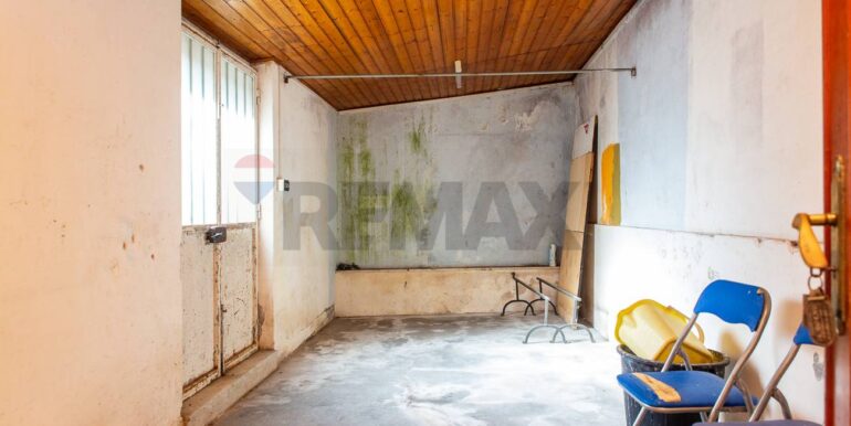 20251210120746-1004192-16