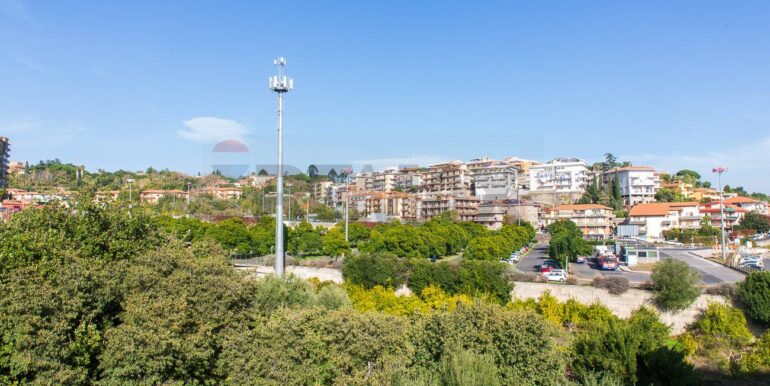 20251210121306-1008618-28