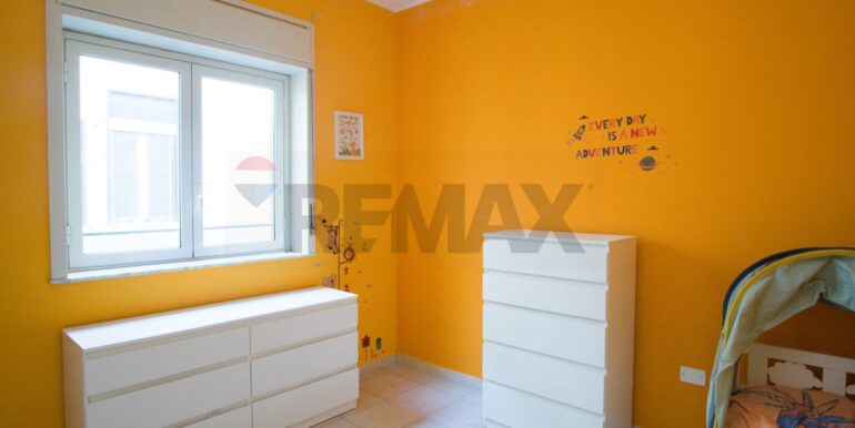 20251210173433-1008703-4