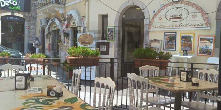 20251211181336-1010099-4