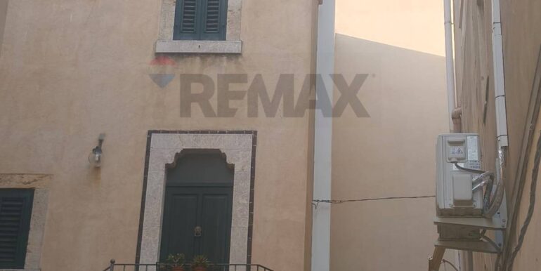 20251211181406-1010099-9