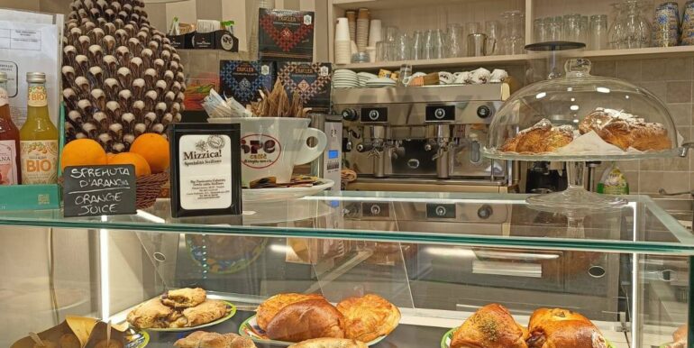 20251211181418-1010099-11