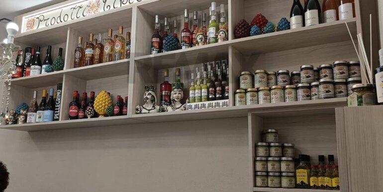 20251211181423-1010099-12