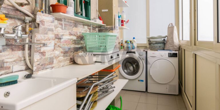 20251211190636-1004219-25