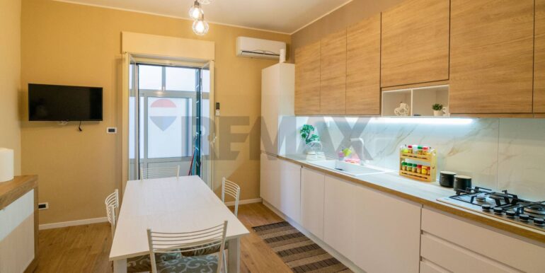 20251211190715-1004219-35