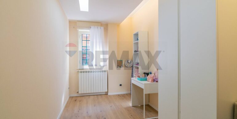 20251211190718-1004219-36