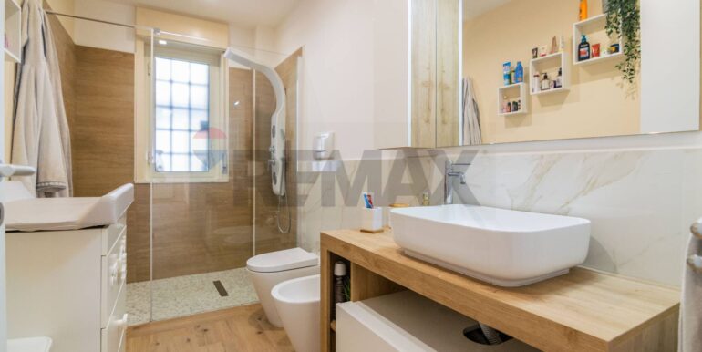 20251211190724-1004219-38