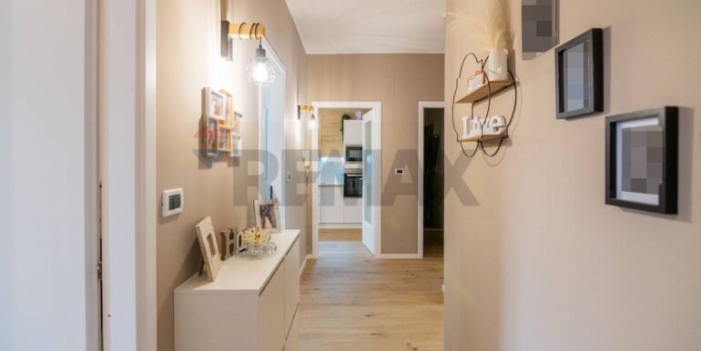 20251211190733-1004219-41